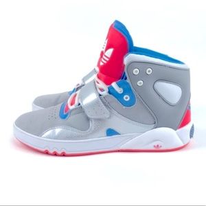 ADiDAS ROUNDHOUSE High Top / 💙💓🤍